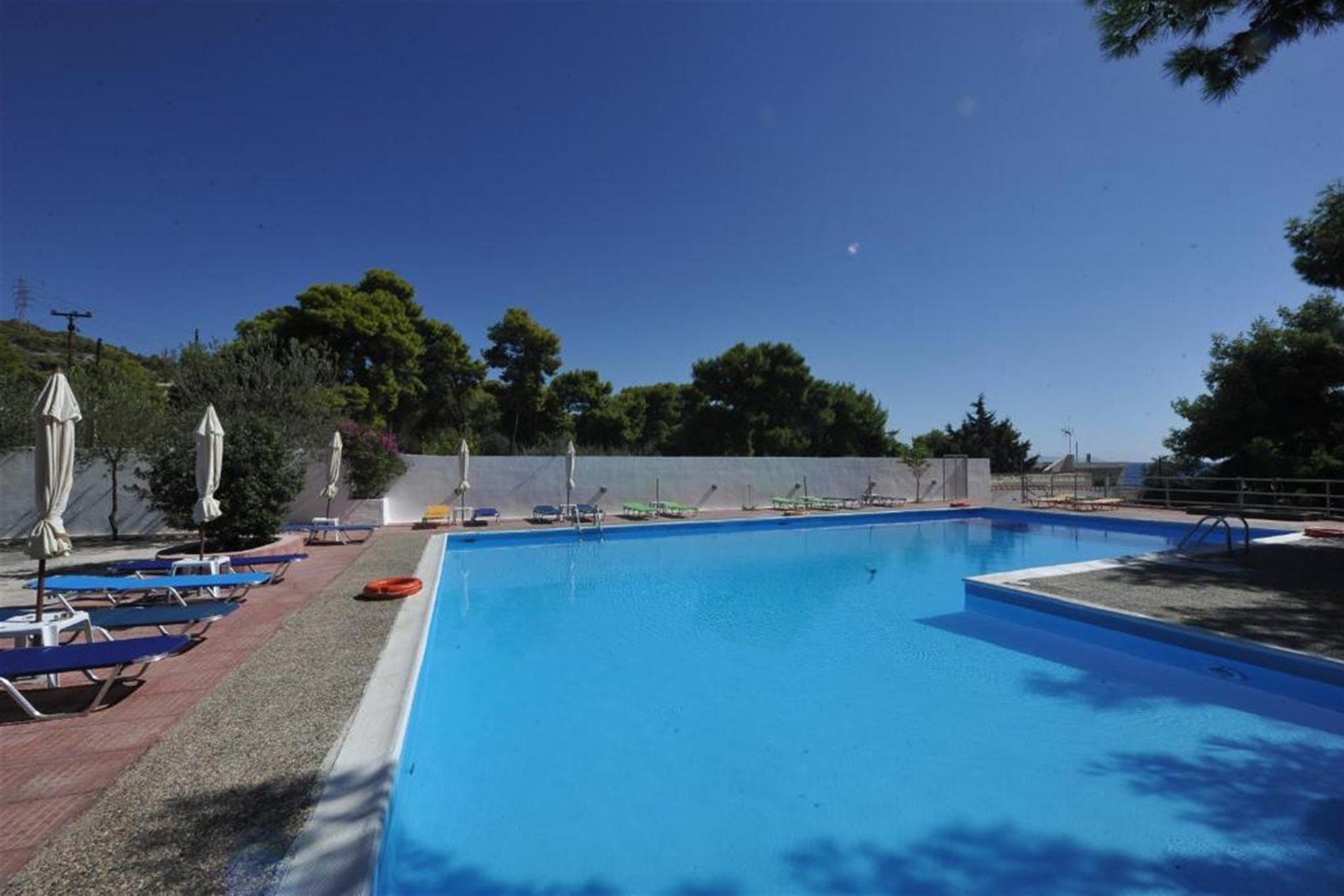 Siagas Beach Hotel Agioi Theodoroi Exterior foto