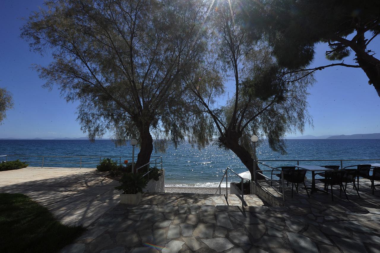 Siagas Beach Hotel Agioi Theodoroi Exterior foto